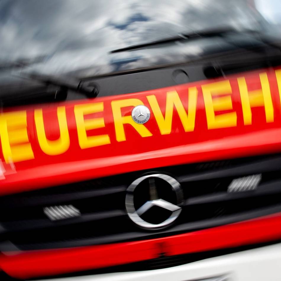 Einsatz in Mönchengladbach: Feuerwehr löscht Brand in Keramikofen