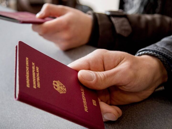 Mit Fake-Ausweis ins Bürgerbüro: Stadt Grevenbroich entlarvt Betrüger – „In letzter Zeit häuft es sich“