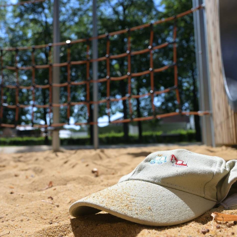 Hitze in Krefeld: Grüne fordern mehr Schutz für Schulen und Sportstätten