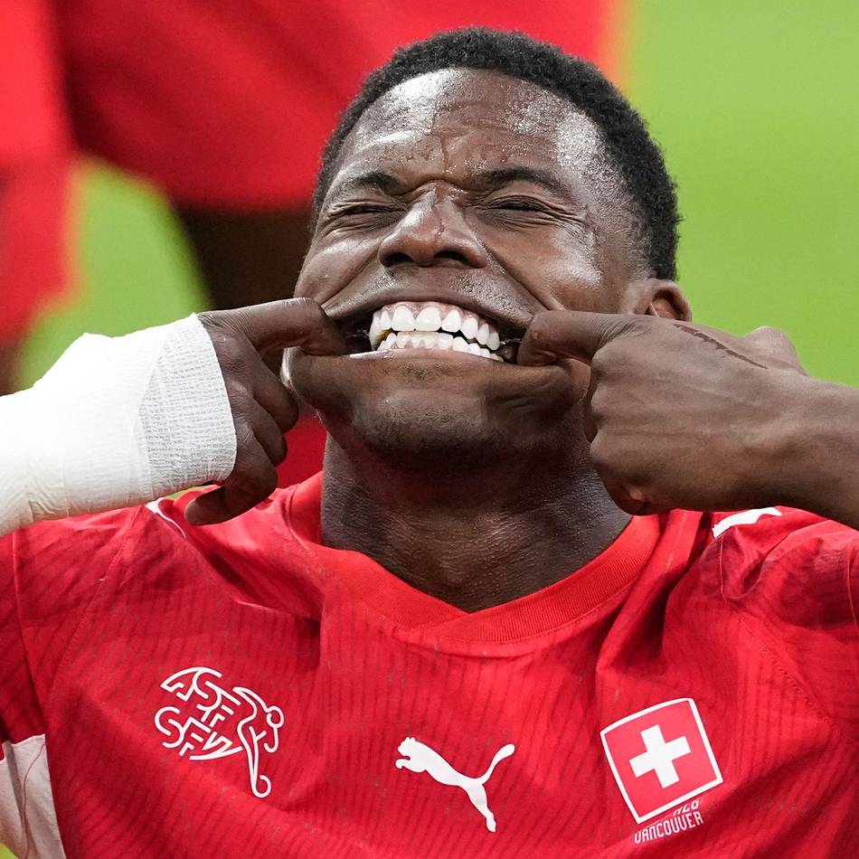 Schweiz steht im Achtelfinale: Elvedi und Ex-Borussen überzeugen, Sorgen um Zakaria nach starker Leistung