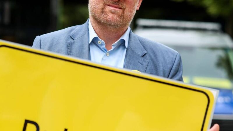 Duisburg in Finanznot: OB fährt im Feuerwehrauto nach Berlin – was bringt das?