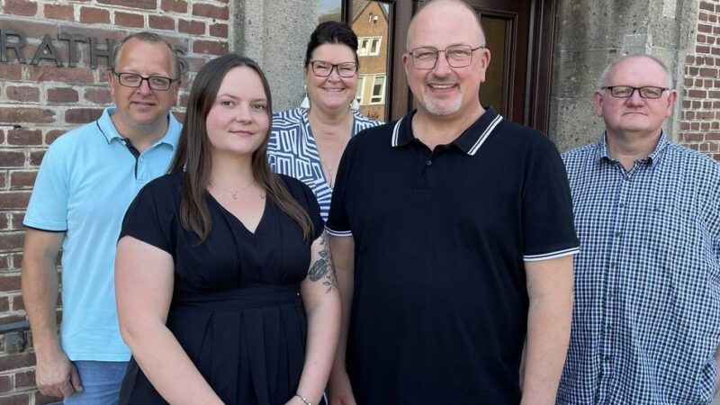 Offene Stellen in der Verwaltung: Stadt Emmerich sucht nach Lehrgangs-Erfolg neue Quereinsteiger