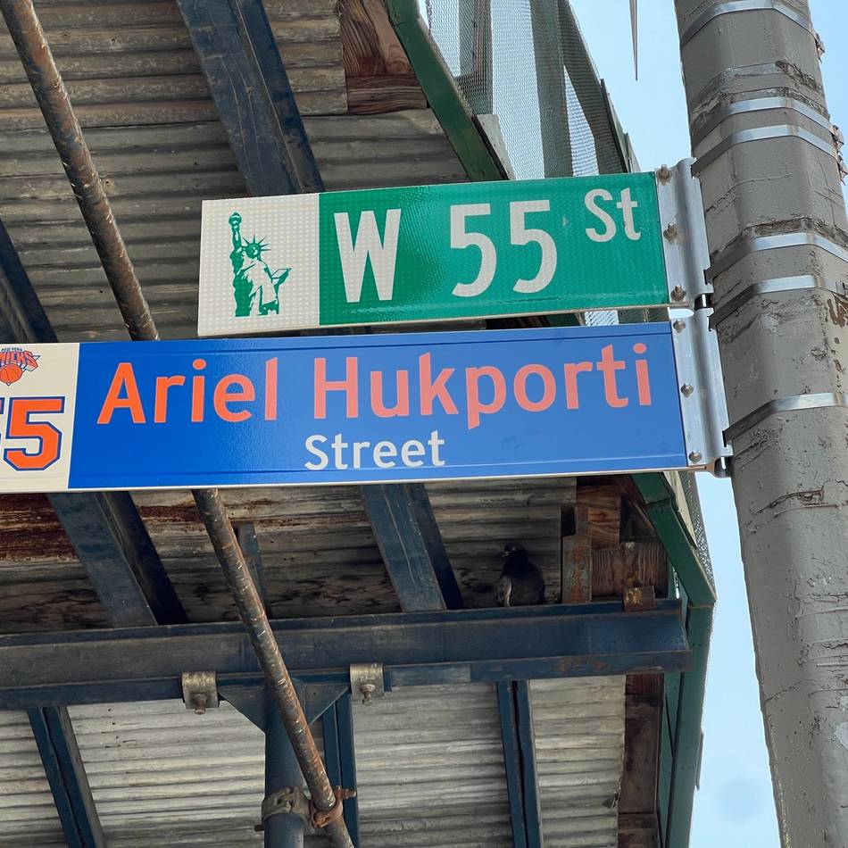 Basktball: Nach NBA-Titel: Hukporti bekommt Straßenschild in New York