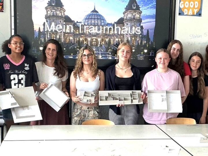 Heimatreporter im Grenzland: Schüler lernen über Architektur, Jungschützen küren Prinzen und Prinzessinnen