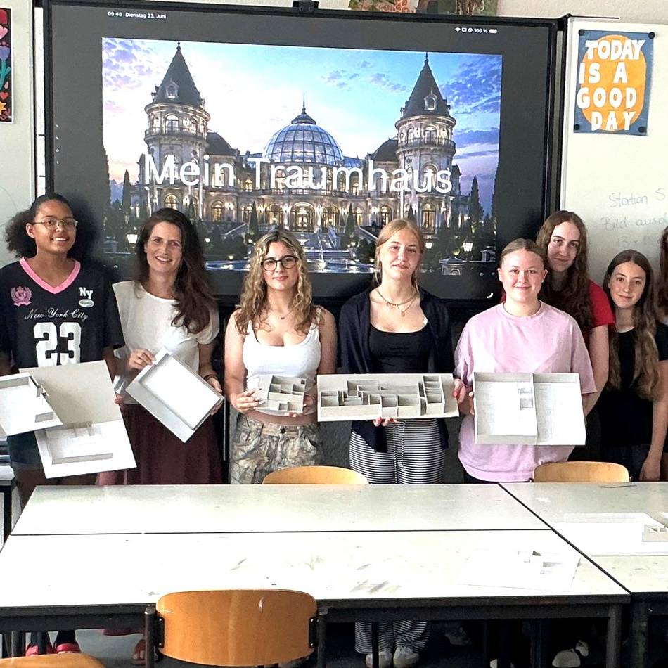 Heimatreporter im Grenzland: Schüler lernen über Architektur, Jungschützen küren Prinzen und Prinzessinnen