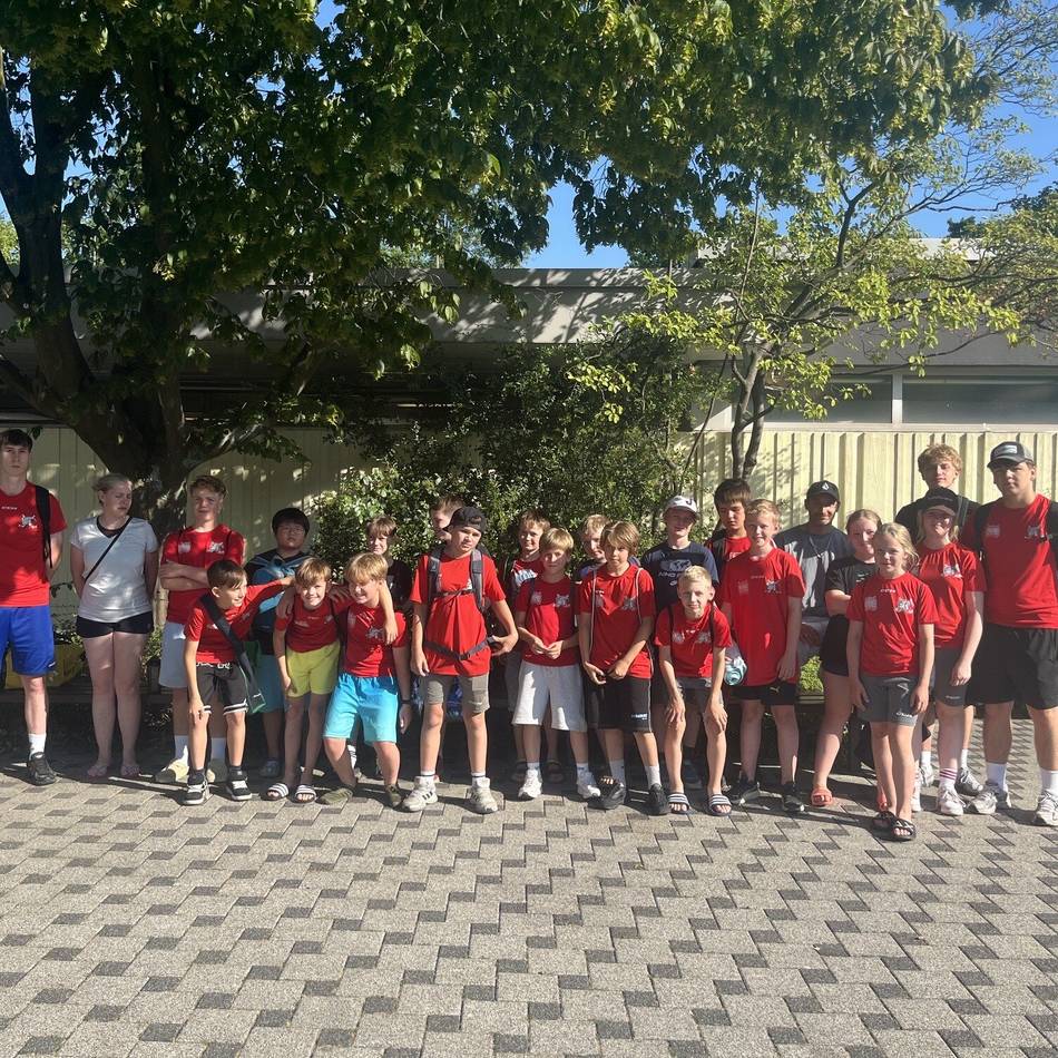 Sommertraining für Eishockeyspieler: So hat der Aliens-Nachwuchs auch ohne Eis Spaß