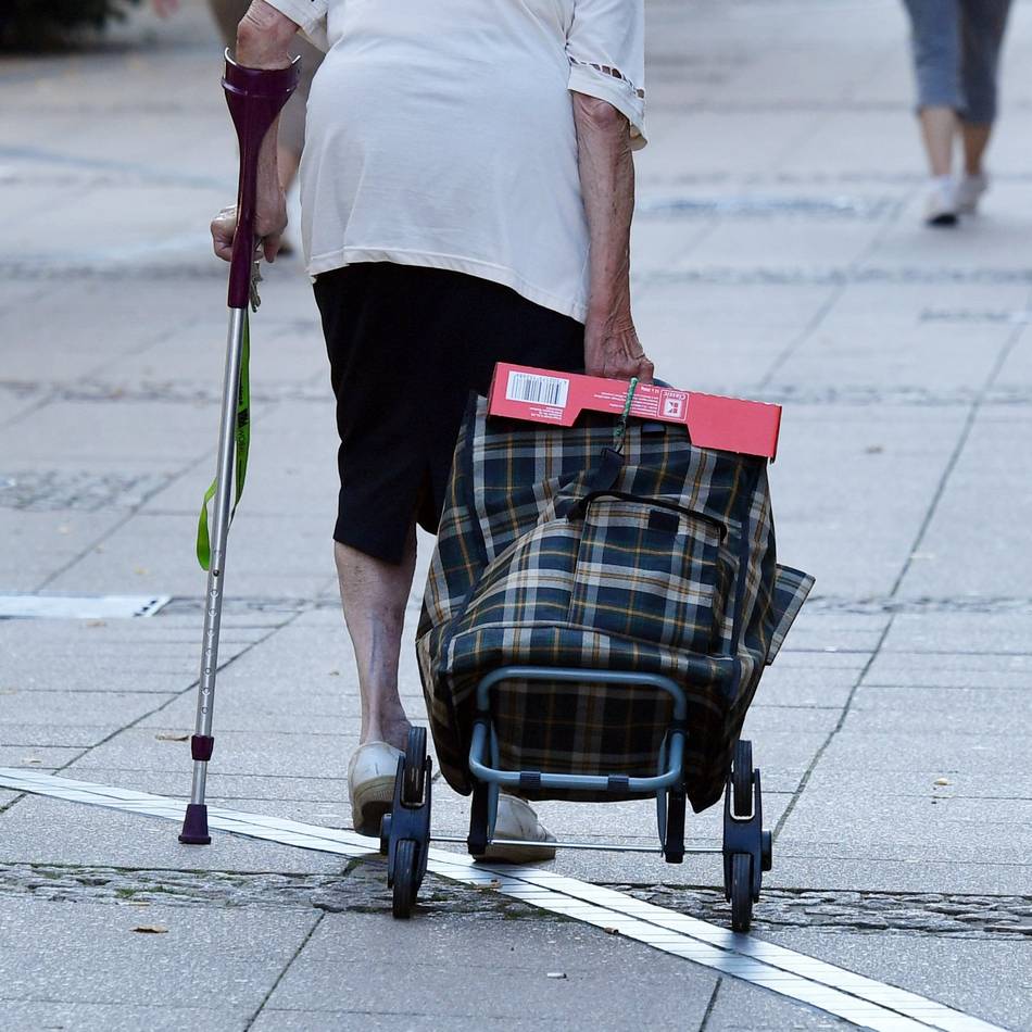 Altersarmut bei Frauen: Experte zeigt in Jüchen, wie Frauen Rentenlücken schließen können
