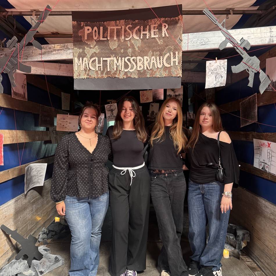 Schüleraktion in Heiligenhaus: Gesamtschule verwandelt Spedition in eine Kunstgalerie