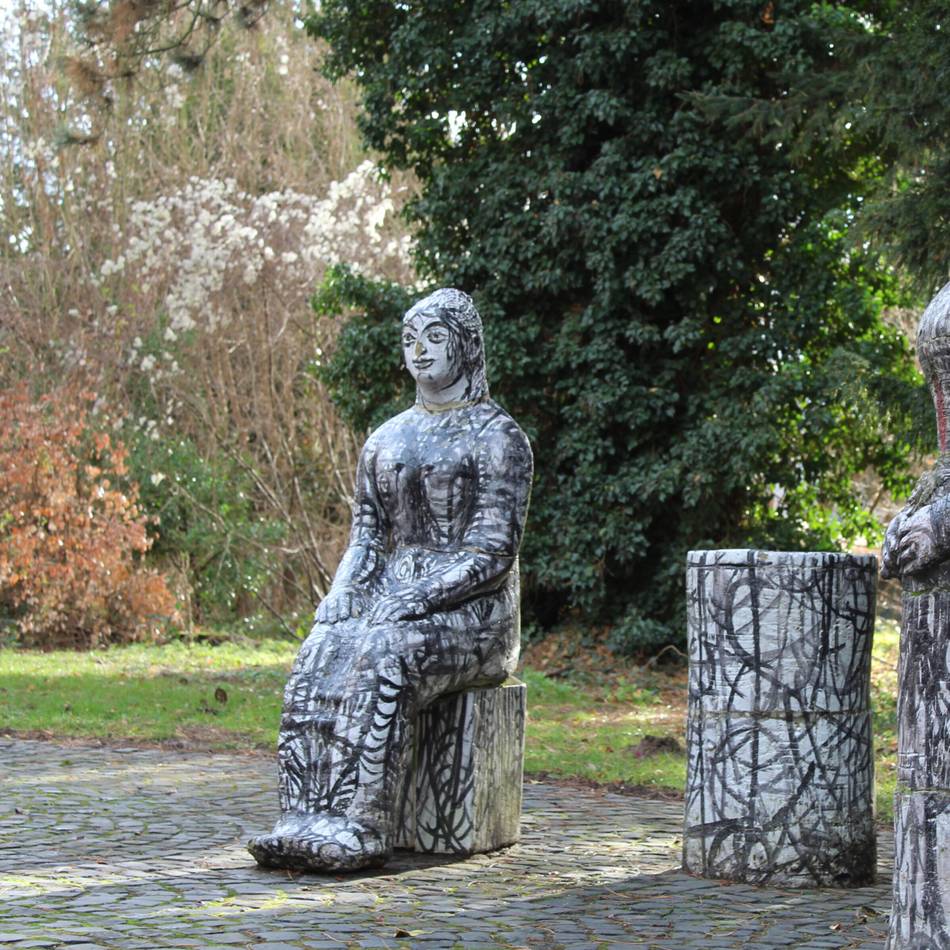 Langenbach-Ausstellung im Museum: Wer war die Künstlerin, die Grevenbroich mit ihren Werken prägt wie keine andere?