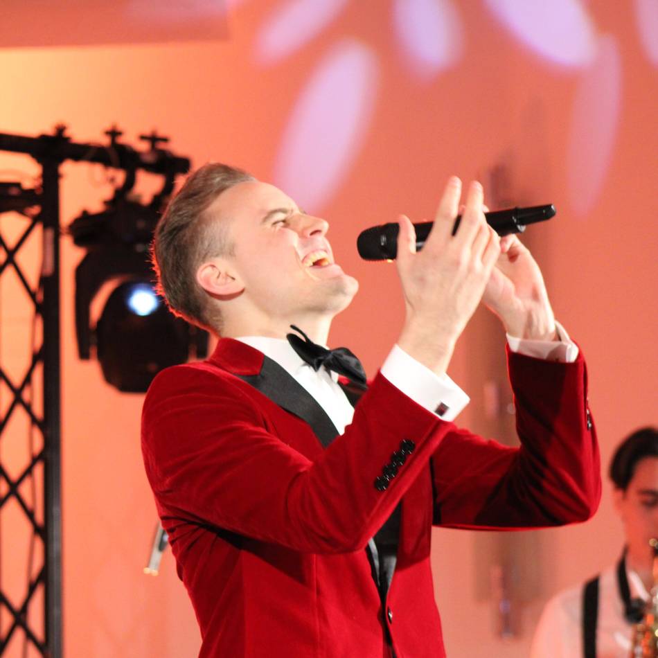 Jazz und Swing unter freiem Himmel: David Langer führt Konzert auf der Laga auf