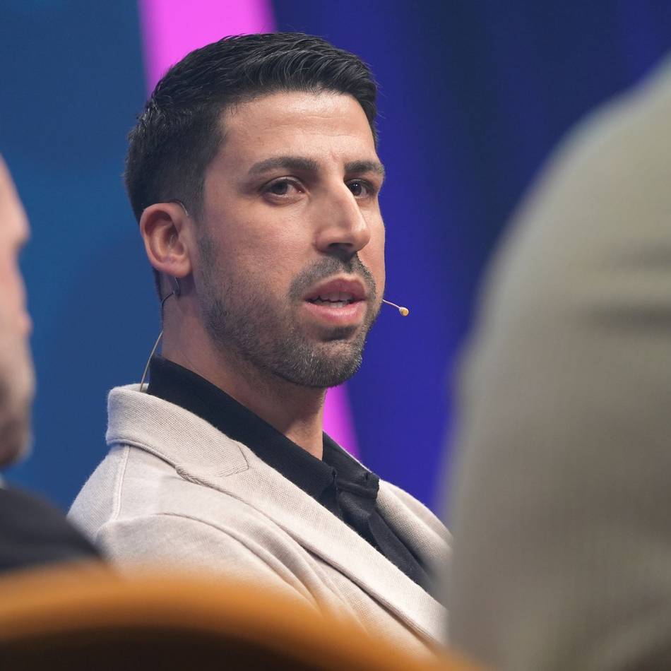 Von Dazn zu den Königlichen: Ex-Weltmeister Khedira in Mourinhos Trainerstab bei Real