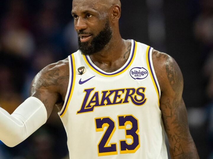Krone im Spind: 76ers bestätigen – LeBron James unterschreibt in Philadelphia