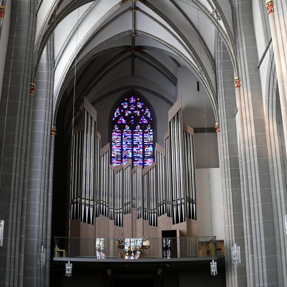 Wolfgang Nowak an der Seifert-Orgel: Einladung zum Orgelkonzert in Maria Magdalena