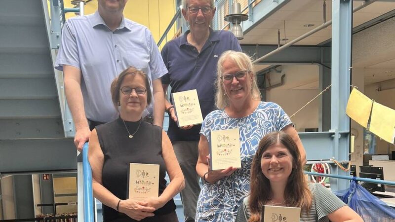 Literaturworkshop in Meerbusch: Gesamtschüler bringen eigenes Buch heraus