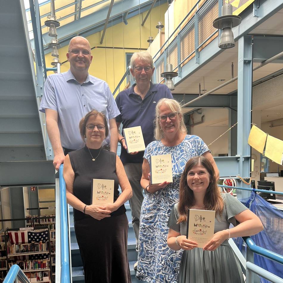 Literaturworkshop in Meerbusch: Gesamtschüler bringen eigenes Buch heraus