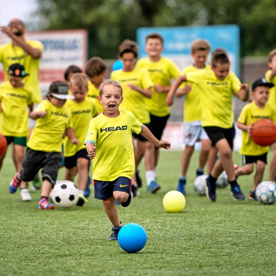 Termine, Preise, Altersgruppen: Diese Fußballcamps gibt es in den Sommerferien für Kinder im Rhein-Kreis