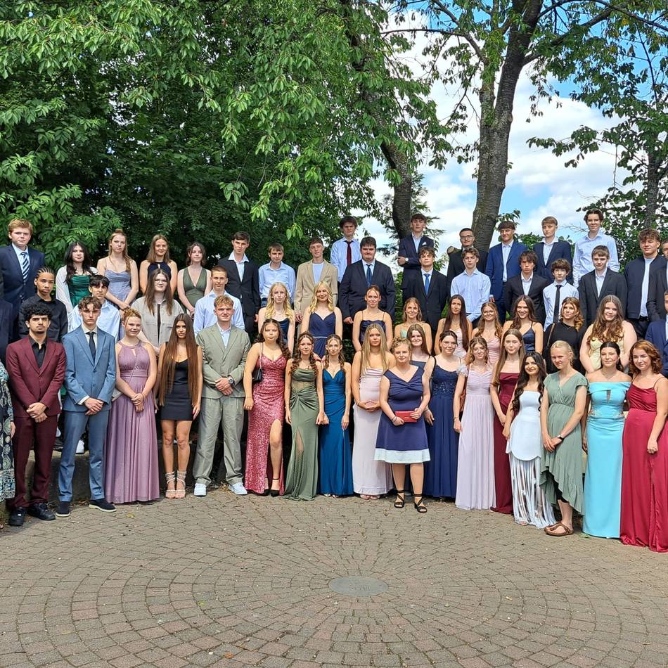 Schulabschluss in Hückeswagen: Realschule verabschiedet 78 Schüler mit Bestnoten