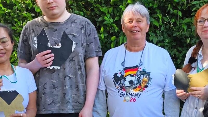Bürgerkönig Sean Niehles regiert die Schützen : 63. Schuss brachte Vogel zur Strecke