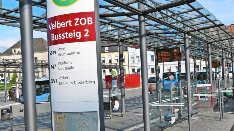 Die Ratskoalition aus CDU, Bündnis 90/Die Grünen und FDP-Velbert Gemeinsam fordert smarte Beleuchtung und verbesserte Wartehäuschen: Für ein Plus an Sicherheit und Wetterschutz am ZOB Velbert