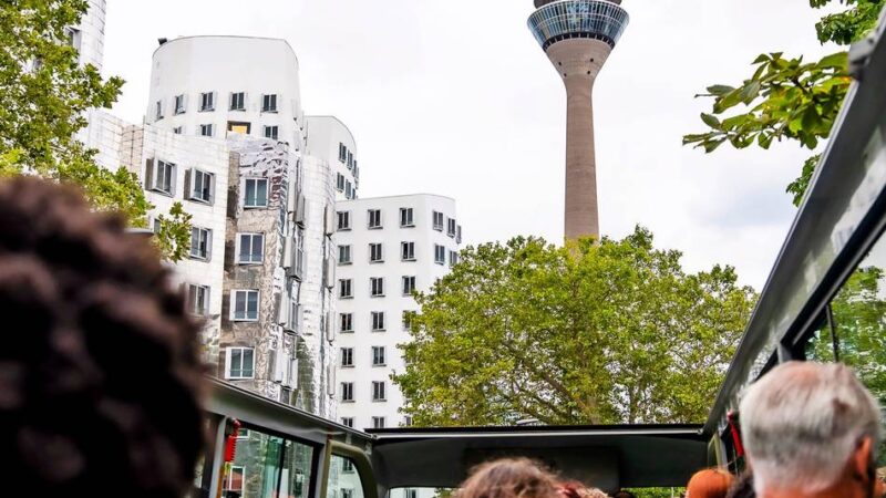 Rundfahrt mit dem Bus: Kö, Kirmes und Kappes-Hamm – Düsseldorf im Schnelldurchlauf