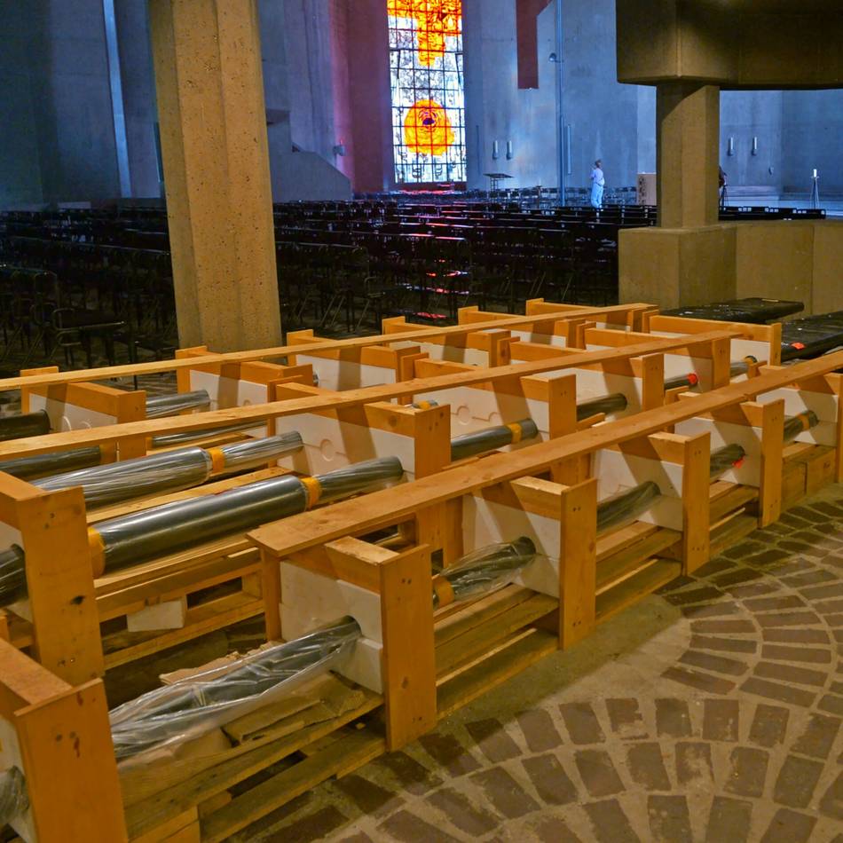 Neben der Beleuchtung wird der Schriftenstand in der Wallfahrtskirche erneuert, die Orgel erhält eine Absperrung: Sanierung setzt den Dom in ein neues Licht