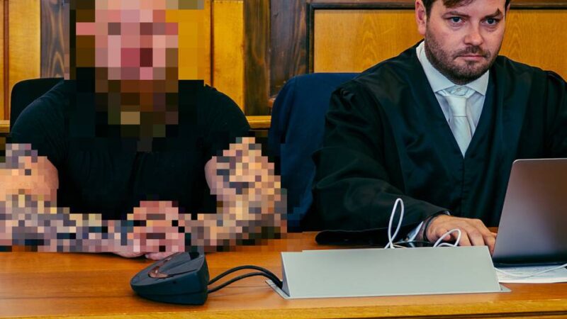 Prozess nach Brandstiftung in Goch: Mit 15 Liter Benzin und Wut im Bauch das Haus angezündet?