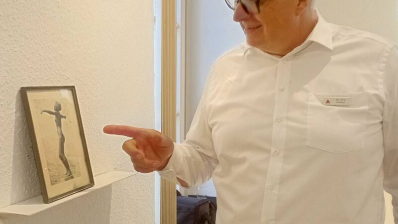 Besondere Ausstellung: Peschkenhaus zeigt persönliche Schätze der Moerser