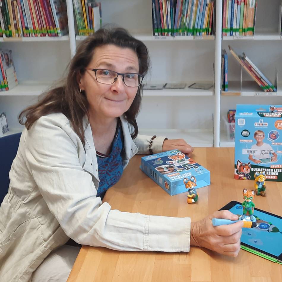 Neuanschaffung für Hückeswagener Bücherei: Hybrides Lernsystem für Kinder in der Stadtbibliothek