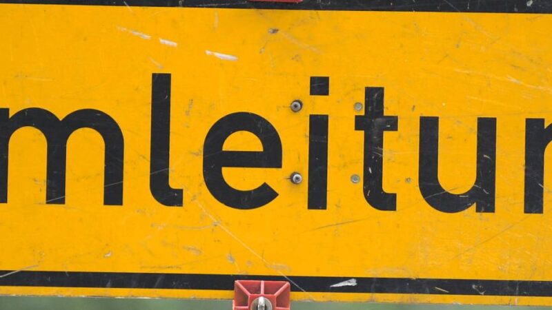 Zwischen Zons und Straberg: Radweg an der Horremer Straße wird wohl nach Ferien freigegeben