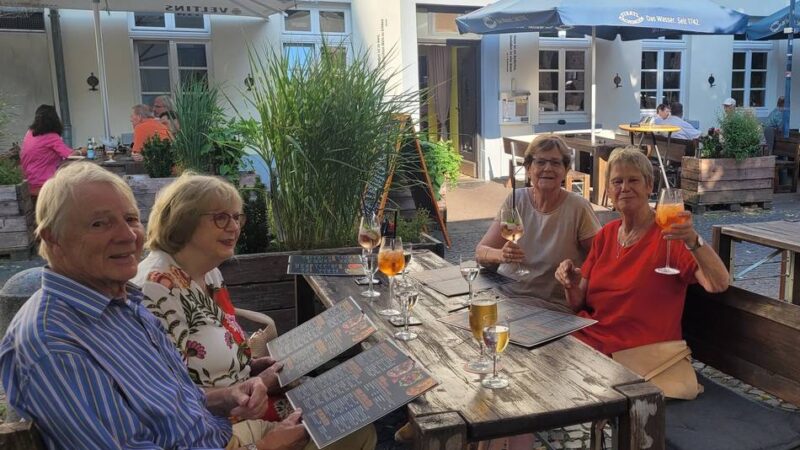 Draußen genießen in Meerbusch: Ein indischer „Sommertraum“ mitten in Osterath