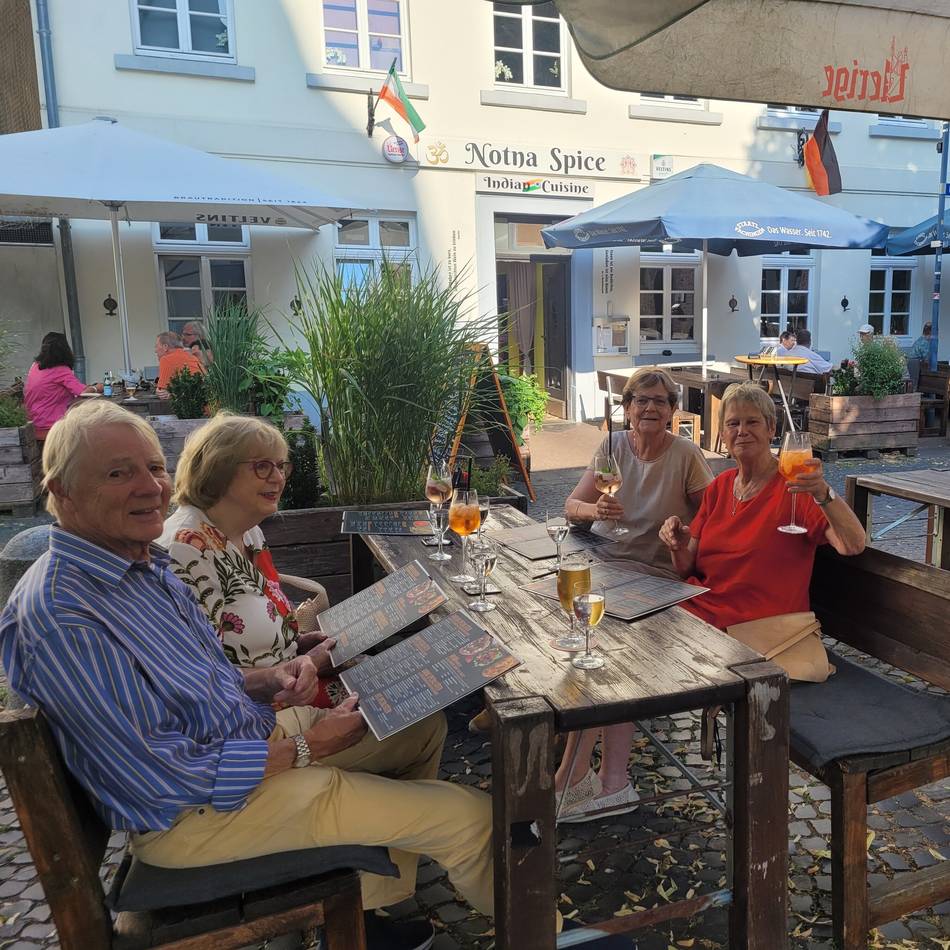 Draußen genießen in Meerbusch: Ein indischer „Sommertraum“ mitten in Osterath