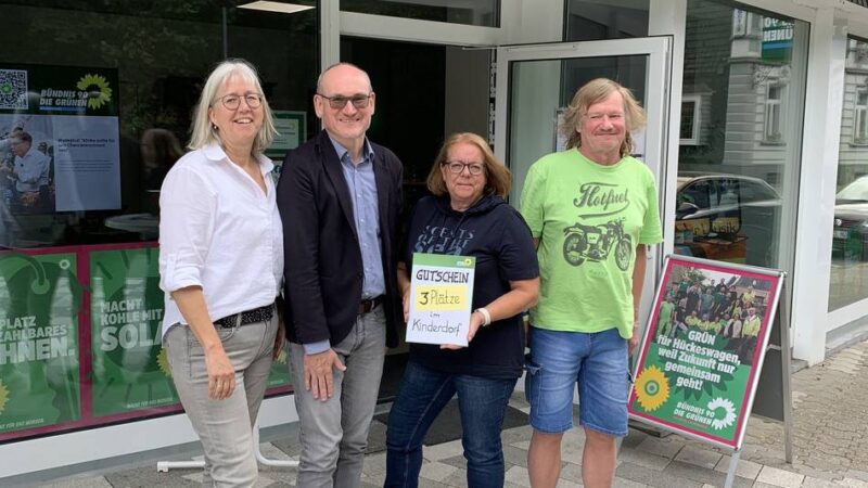 Unterstützung für die zweiwöchige Ferienaktion: Hückeswagener Grünen spenden für drei Plätze im Kinderdorf