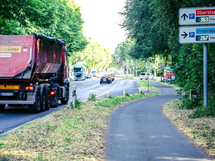 Sorgenkind der Lokalpolitik: Parkleitsystem in Kleve macht weiter Probleme