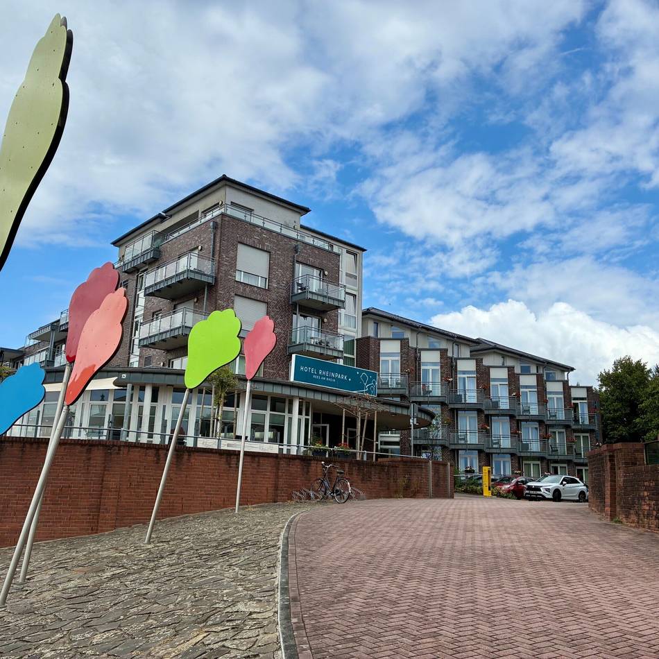Mordkommission ermittelt: Mann tot in Hotelzimmer in Rees gefunden – 35-Jähriger wurde erwürgt