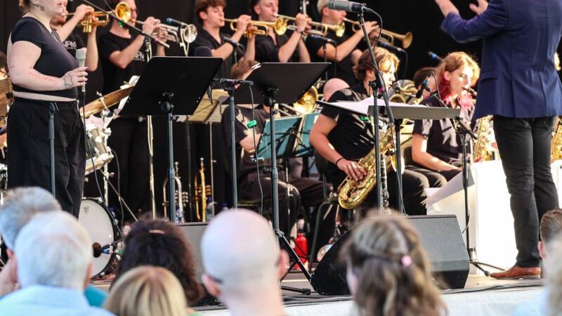 Landesgartenschau in Neuss: Jazznacht bringt WM-Feeling auf die Bühne