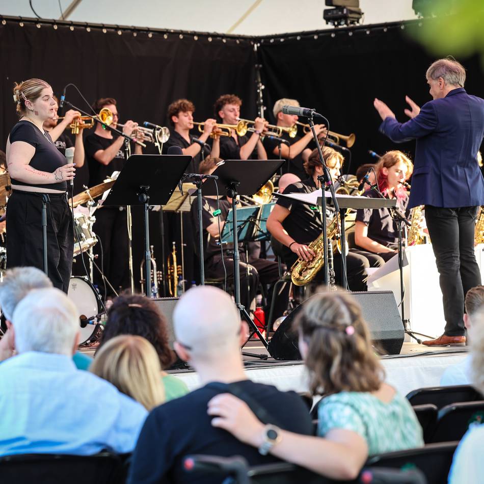 Landesgartenschau in Neuss: Jazznacht bringt WM-Feeling auf die Bühne