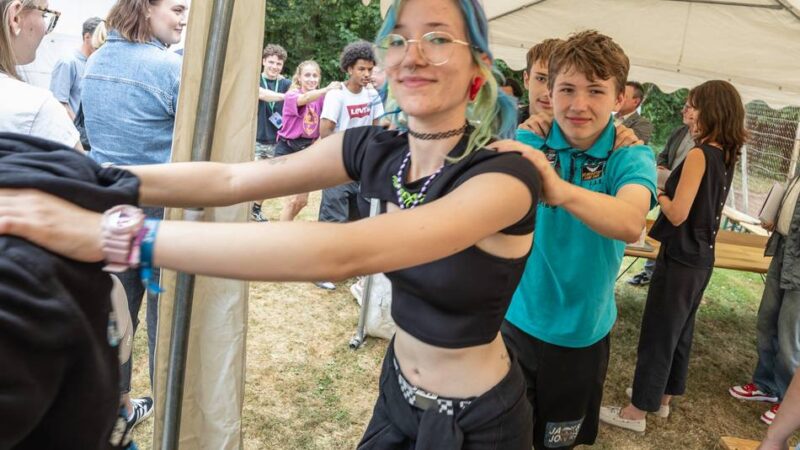 Zu Besuch bei „Spaß im Gras“ in Neuss: Fußball, Rafting, Traumfänger – Ferienfreizeit setzt auf Bewegung