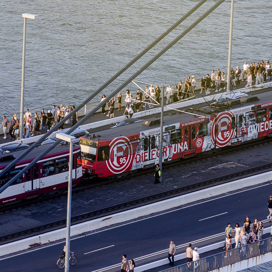 Volksfest in Düsseldorf: Rheinbahn zur Rheinkirmes – mehr Bahnen, mehr Busse und bis tief in die Nacht