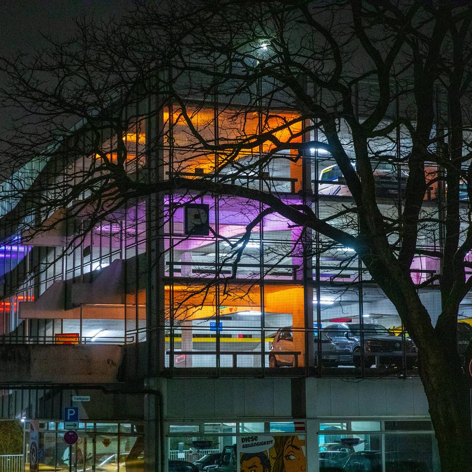 Drogenszene an Neusser Parkhaus: „Da, wo wir wohnen, fühle ich mich unsicher. Und wir kriegen täglich mit, was hier abgeht“
