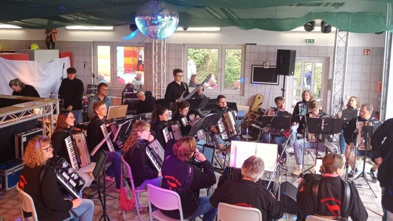 Freiwillige Feuerwehr in Radevormwald: Gelungenes Fest der Löschgruppe in Borbeck