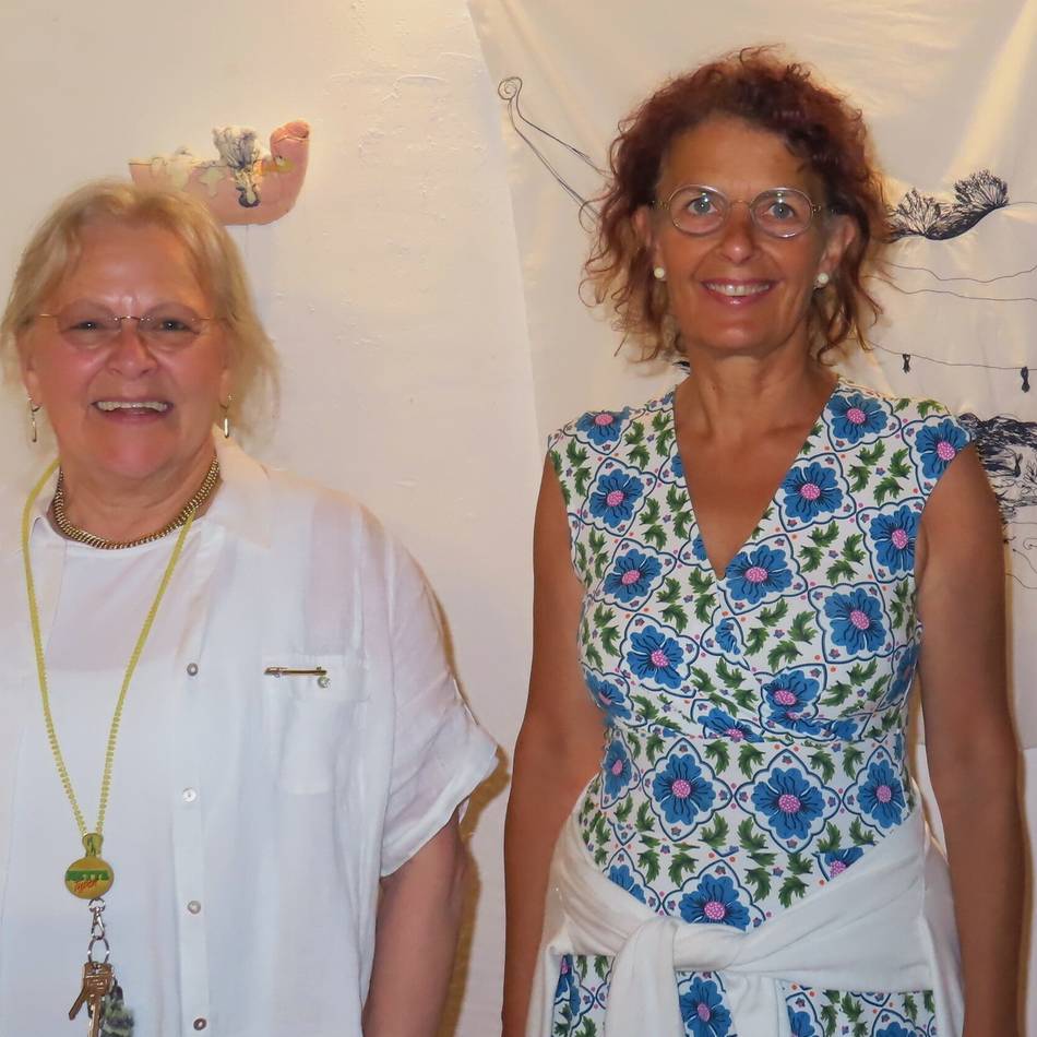 Ausstellung in Hinsbeck: Ihre Bilder entstehen mit Nähmaschine und Faden