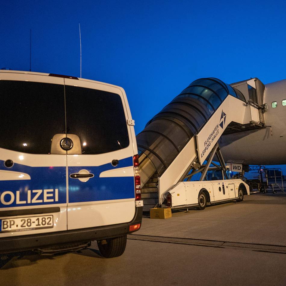 18-jähriger Salafist und Dschihadist: Kreis schiebt radikalisierten Gefährder nach Kroatien ab