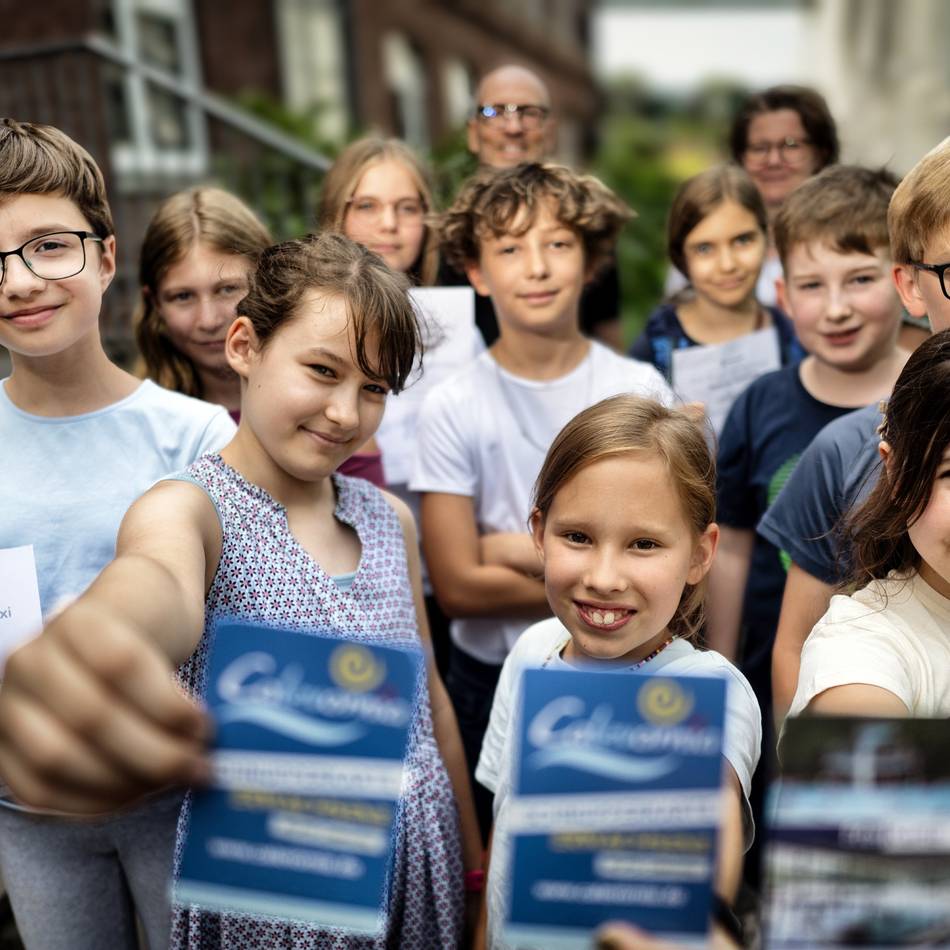 Marienschule in Leverkusen: Schüler tauschen „Eltern-Taxi“ gegen Bus und Fahrrad