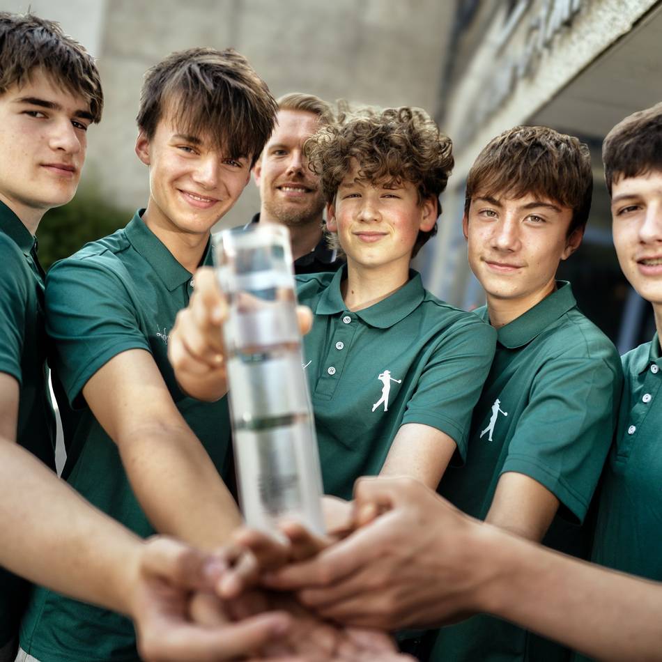 Smarter Golfball: Monheimer Neuntklässler belegen dritten Platz beim Deutschen Gründerpreis