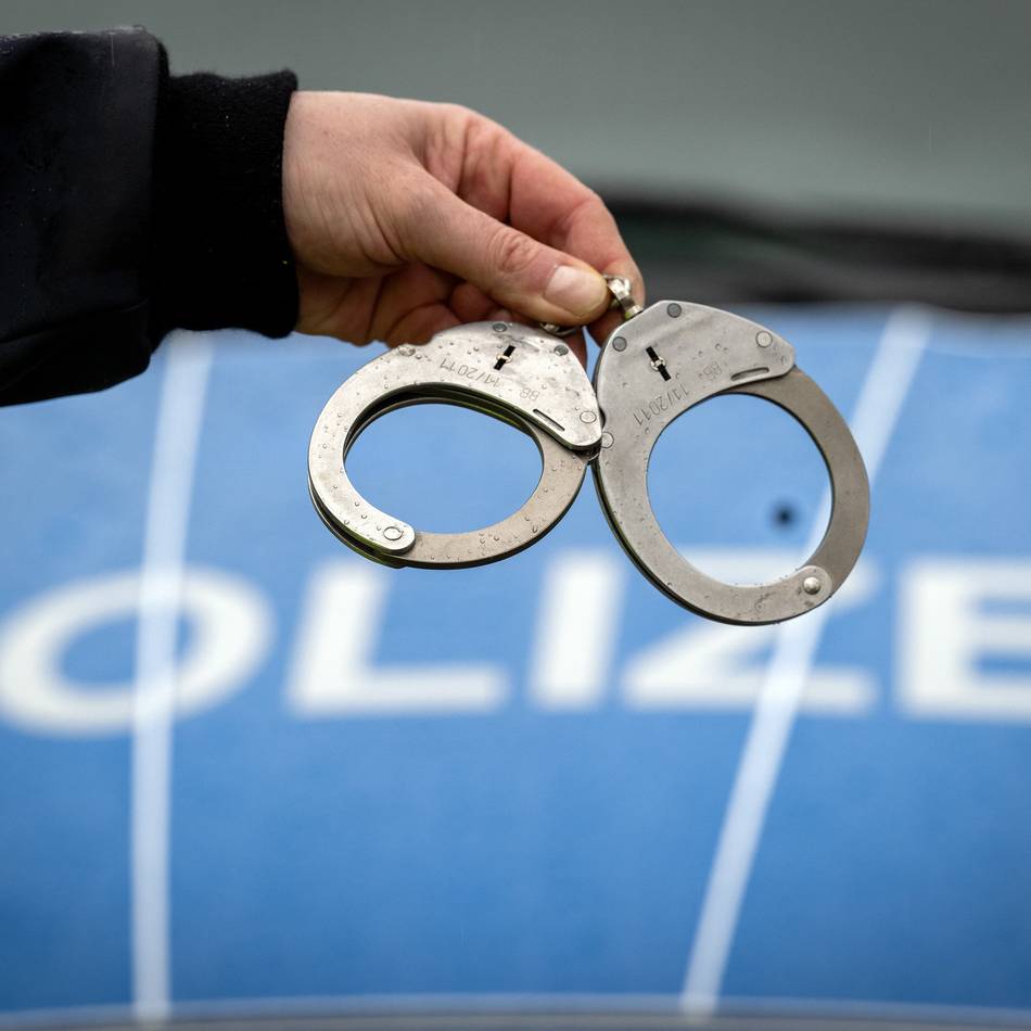 Exhibitionist in Bocholt: Mann entblößt sich vor Kindern – Untersuchungshaft
