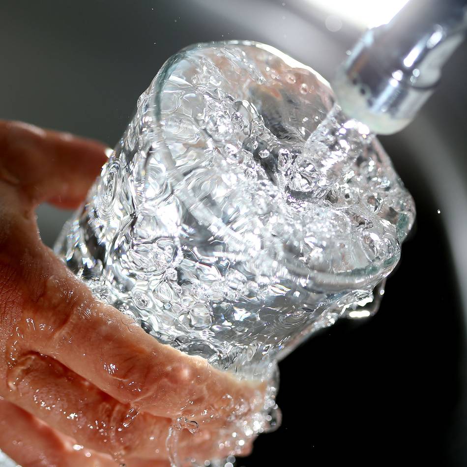 Versorgung in Langenfeld und Monheim: Bürgermeister besiegeln Trinkwasser-Vertrag