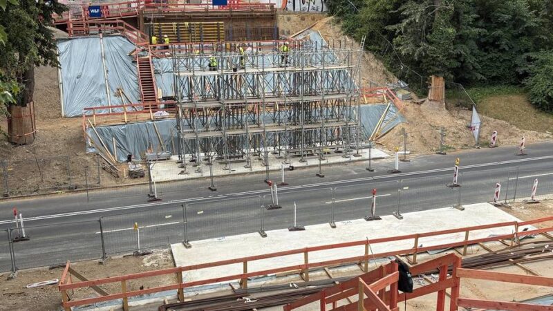 Nach Abriss in Mönchengladbach: Neue Brücke für Bettrather Straße wird Ende Juli eingebaut
