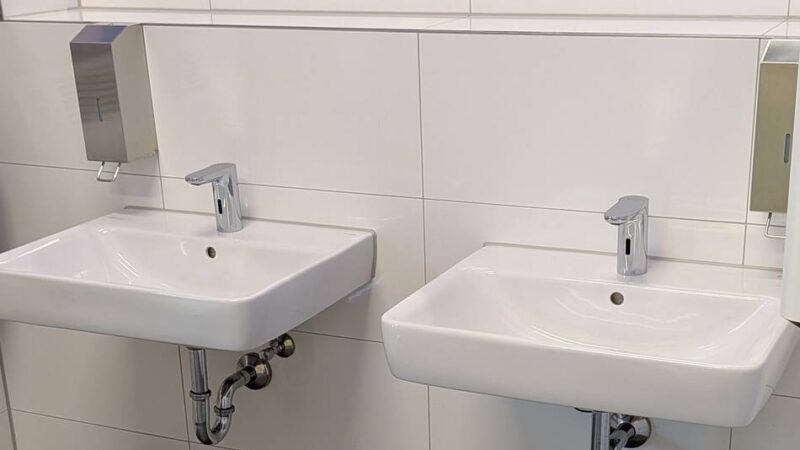 Projekt in Mönchengladbach: Wie eine Grundschule Toiletten-Vandalismus bekämpfen will