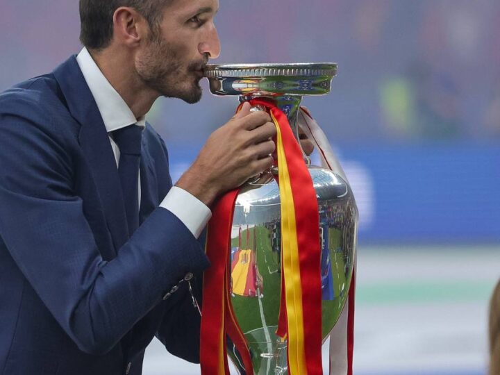 Trainer weiterhin gesucht: Wirrwarr in Italien – Neuanfang mit Chiellini und Mancini?