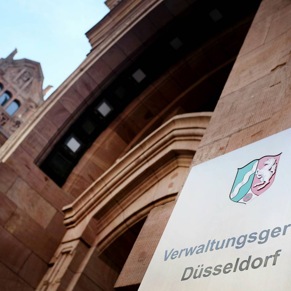 Urteil gegen Frau aus dem Kreis Viersen: Privathandy auf Jordanien-Reise kostet Verfassungsschützerin ihre Geheimzulassung